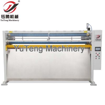 Automatische computergestuurte Schneidemaschine mit 1,7" Touchscreen, versteckten Schlitzklingen und elektrischer Steuerung für Bandkantmatratzen